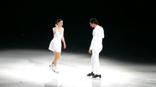 Stars on Ice Hamilton 2018 Tessa Virtue &amp; Scott Moir introducing the Retakes