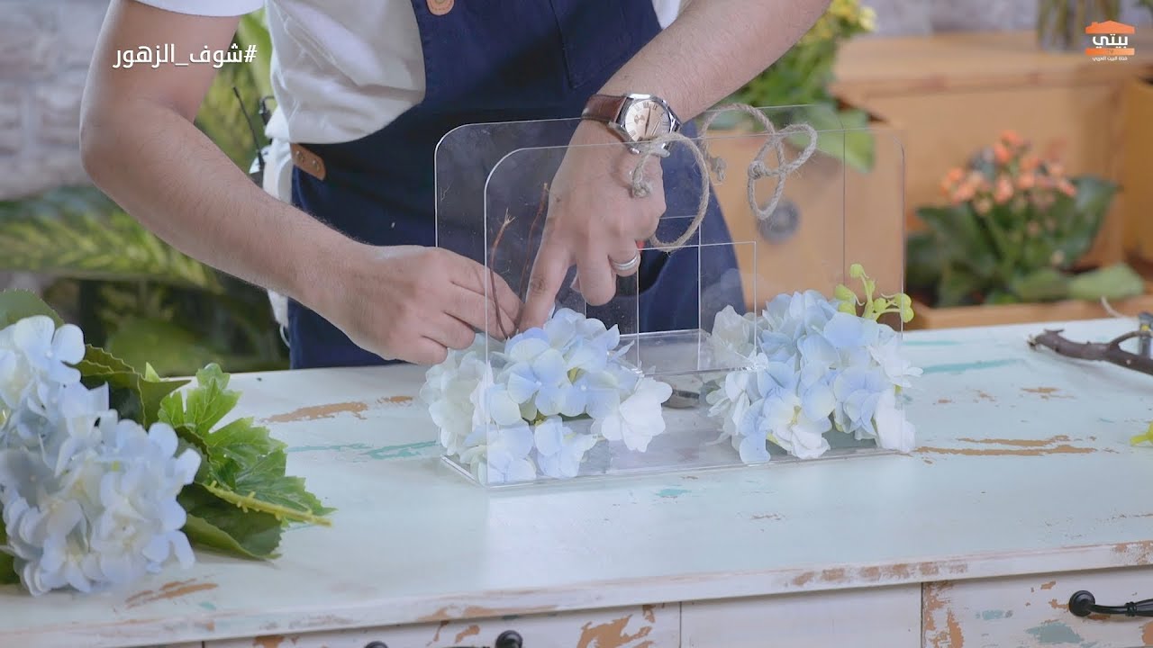شوف الزهور |  تنسيق بوكس اكليريك بالورد الصناعي | خالد الحربي