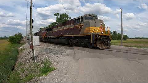 Weak Horn But Very Fast - Canadian Pacific 7018 & CP 9761 - Farm County -Monroe County - Michigan