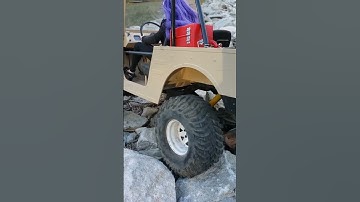 RC4WD Old Man Emu shocks, deep dish wagon wheels, Micky Thompson baja claws. #rccrawler #rc4wd #rc