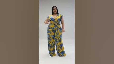Plus size beauty💋 woman in brunch visions jumpsuit💃curvy model fashion.