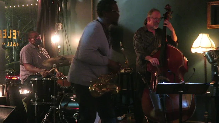 DALLAS JAZZ - Shelly Carroll band for straight ahe...