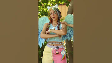 Uhh I M Over Here Rainbow Dash And Applejack Cosplay With Halcybella Mylittlepony 