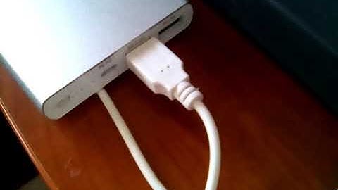 Amstrad CPC 6128 powered by USB power bank