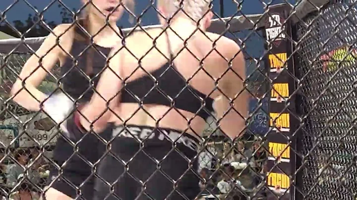 Carli Lambardo vs Sarah Mathis #559Fights