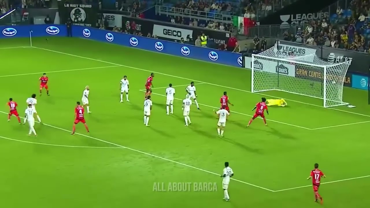 16 Years Old Gilberto Mora