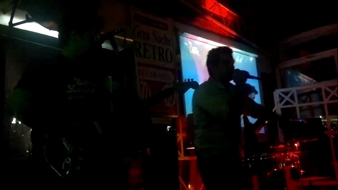 Haz amigos y conoce gente en Santiago de compostela gratis.