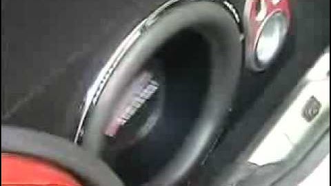 12vdb.com - car audio database: Audiobahn Aw152t.2