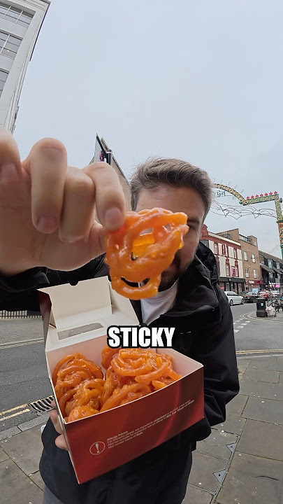 I tested the famous £6.00 Jalebi in London?! 📍 🇬🇧