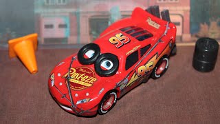 Mattel Disney Cars Spin Out Lightning McQueen (Thailand Variant) 2022 Comparison to 2009