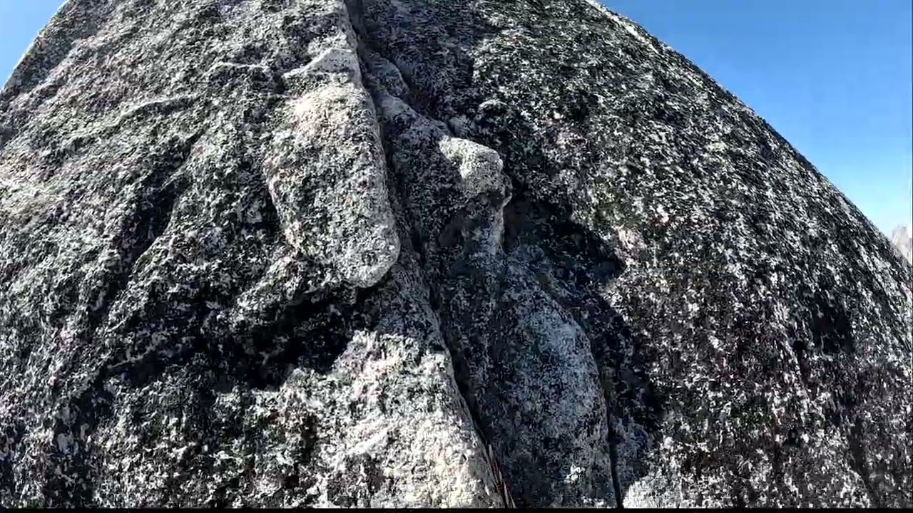 Bugaboo Spire NE Ridge 4th pitch