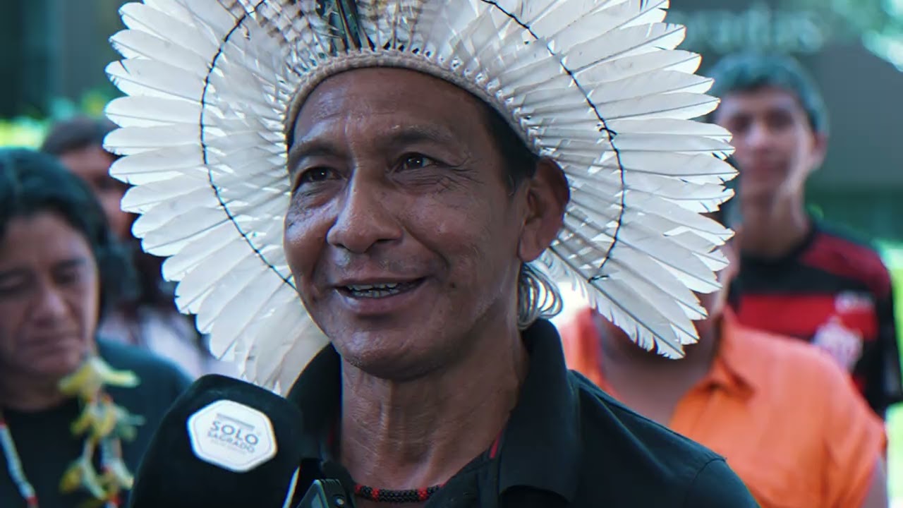 OLHA O QUE A UNIVERSAL FEZ PARA ESSES INDÍGENAS 