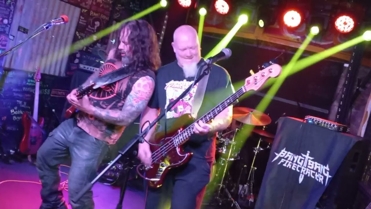 Bang Bang Firecracker - Motorhead cover medley/Hail Waco - Percy's Café Bar - 28-06-2025