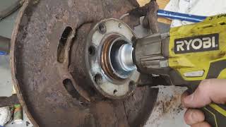 Saab 900 balljoint bolt removal and driveshaft bolt removal