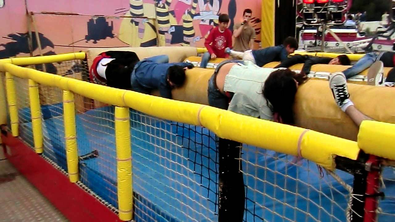 En una tribu comanxe, JAU JAU JAU...