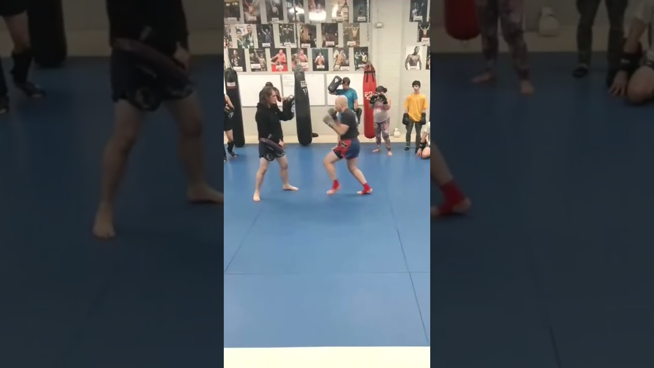 The fastest way to improve your knockout power #muayfemur #martialarts