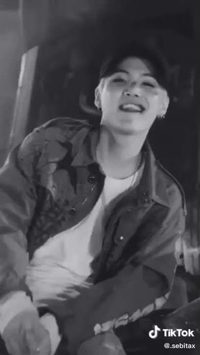 what if ariana grande's 'position' and suga's part in 'paradise' will collab? ✨