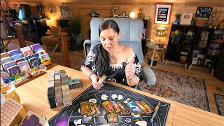 Gemini ♊ What Is This Feeling Trying To Tell You? 🎴 Tarot Card Of The Week🎴 Apr 26 - May 02 2026