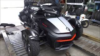 AKRAPOVIC アクラポビッチマフラー交換 CAN-AM SPYDER