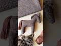 Текстильная лошадка-мул с гривой из тканевой кромки. Textile horse with a mane made of fabric edge