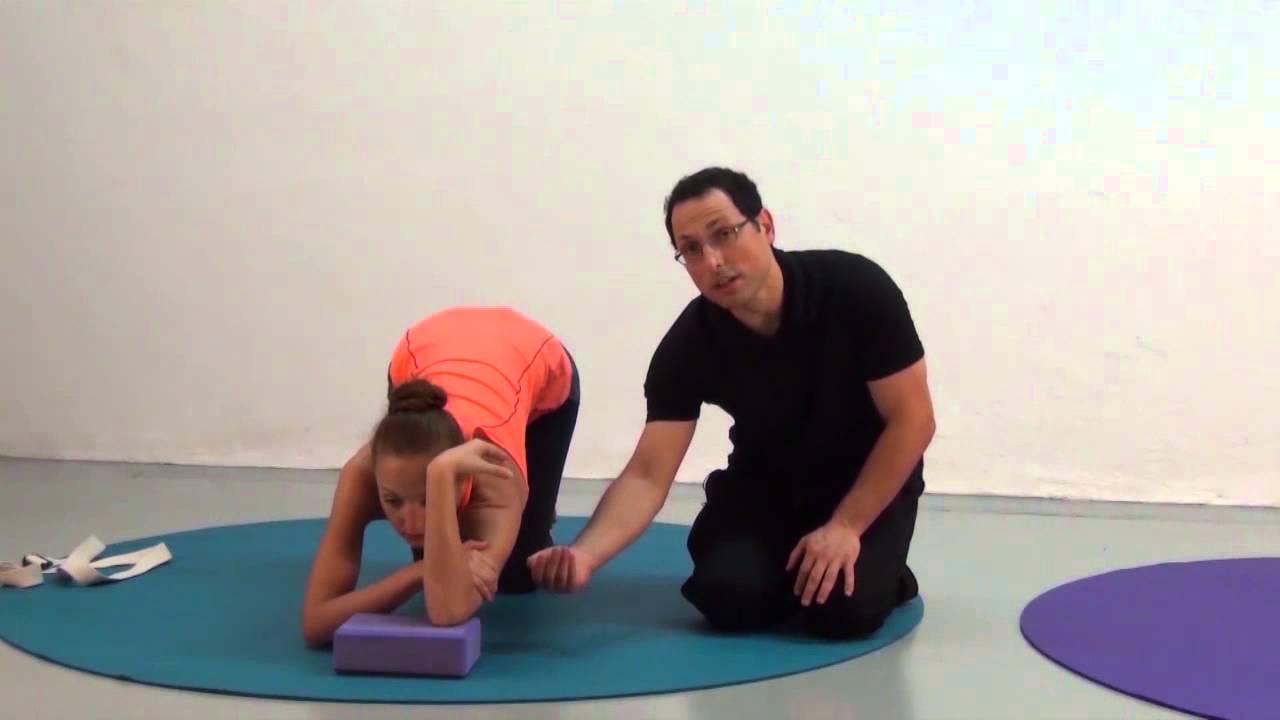 Front Rack Position For Front Squat, Clean and Jerk, Olympic Lifting ...