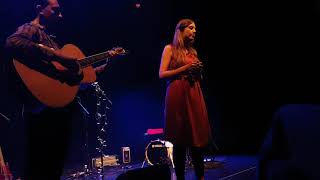 Video thumbnail of "Siobhan Miller - Let Me Mean Something live"