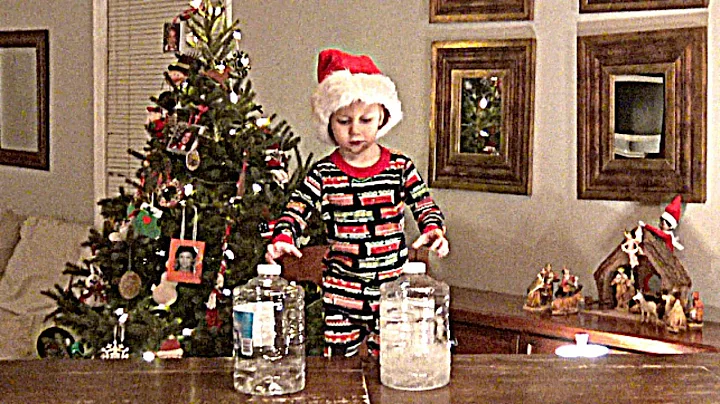 Water Bottle Flip Christmas Gram | That's Amazing