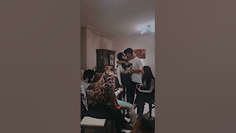 Thumbnail of Couple Kiss In Public #Couple #Kisses #kiss #Shorts #Couplekissing #Love #Couplegoals #ytshorts #We