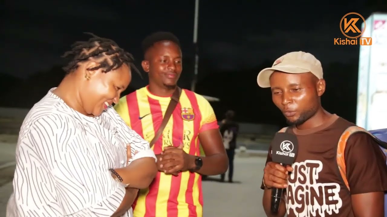 HUYU CHUGA MUUZA ICE CREAM MBONA KAMA KAPANIA HIVI AMPIGIA MAGOTI JANNEY KISHAI