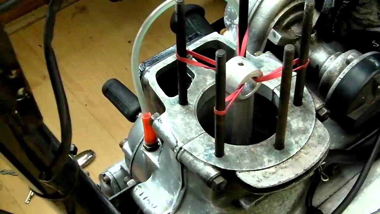 Royal Enfield Bullet 350 Classic, oil / scavenge pump, check operation