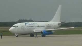 Venezolana Boeing 737-200 Departing La Chinita International Airport