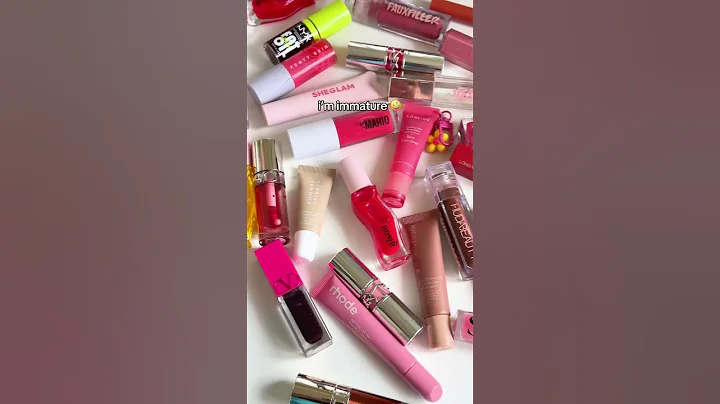 🤭😜 #lippies #lipgloss #relatable #makeup #sephora #catherinemaaaae