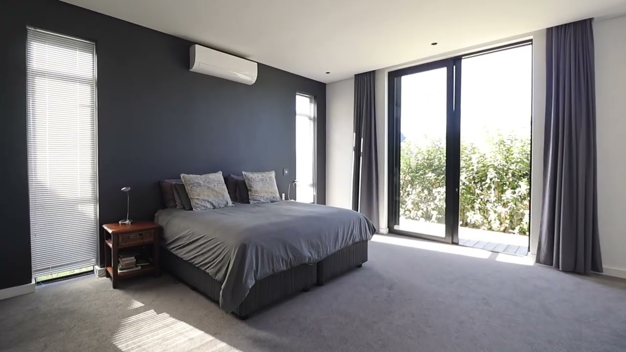 Single-level Luxury in La Vue, Val de Vie