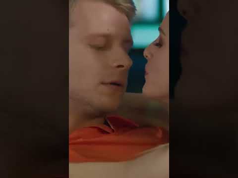 Захотела познакомиться с парнем, а он её отшил😱 | #лучшиедрамы #фильмы #сериалы