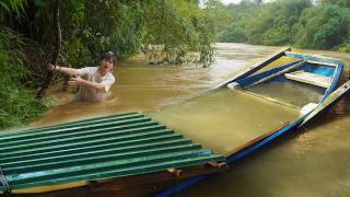 The great storm sank the boat - Rescuing boats after the flood / Harvest potatoes to sell