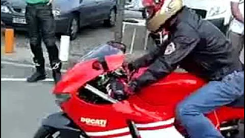 Ducati Desmosedici RR sound.mp4