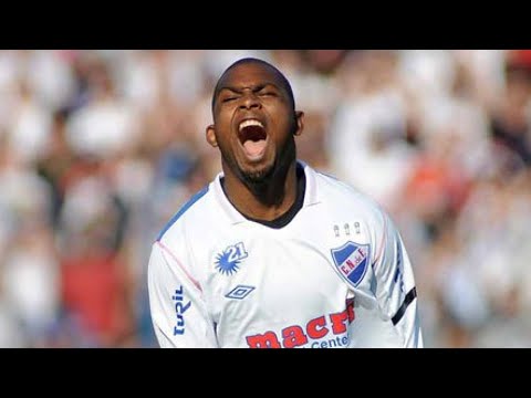 Familiares y amigos despiden al Morro García