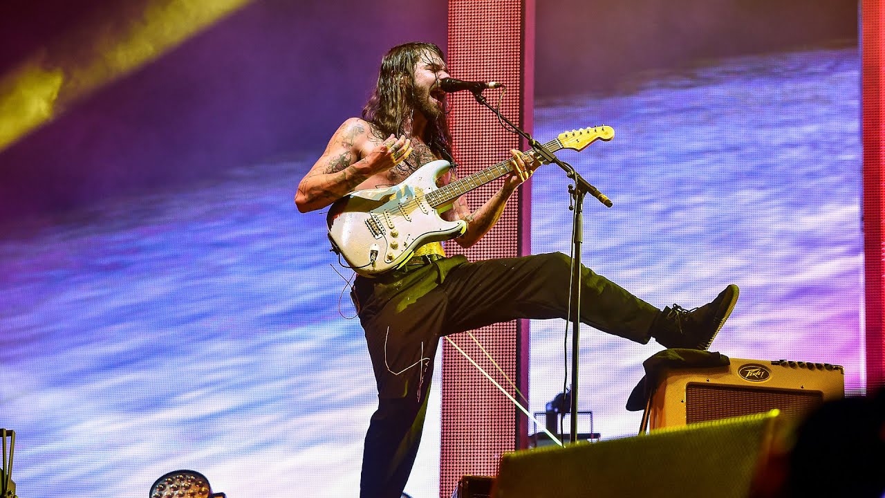 Biffy Clyro - Many Of Horror (Reading + Leeds 2016)