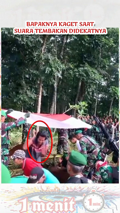 His father almost fell with the sound of te mb4kan🤦🏻‍♂️ #tni #abdinegara #tniad #kopassus #bravo ...