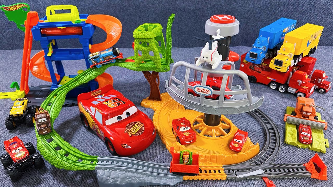 Disney Pixar Cars Collection Unboxing Review | Disney Pixar Cars Radiator Springs Mountain Race