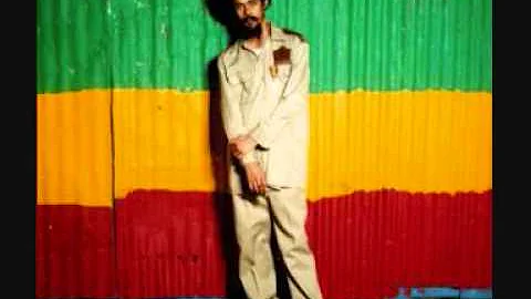 Damian Marley - Holiday