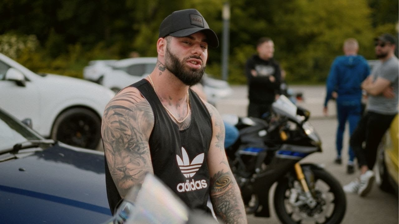 M0LLY  - Nie liczę strat (Official Music Video)