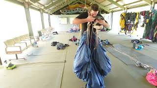 Packjob Demonstration at Darwin Parachute Club, Skydive Territory, Darwin, NT 21-03-2022