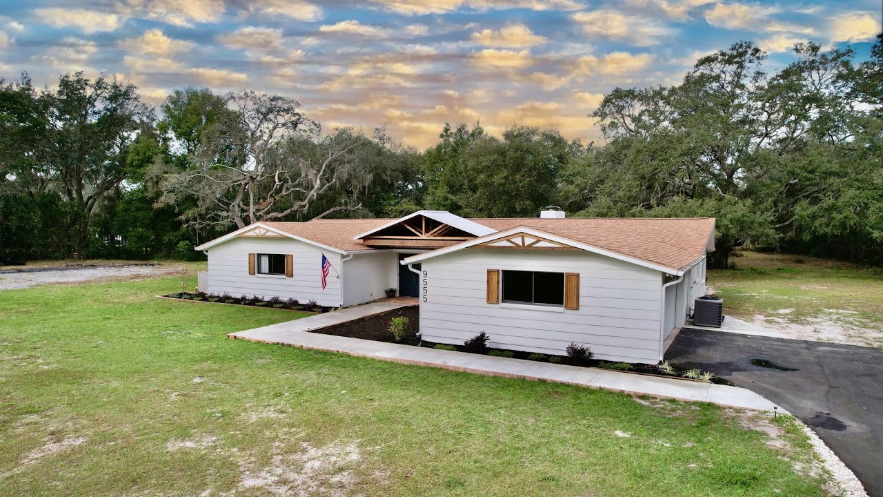 New Port Richey Florida Real Estate Photography 9555 Lakeview Dr