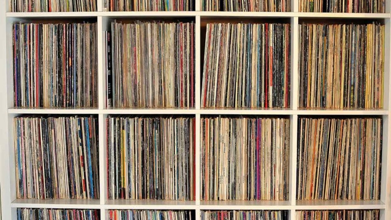 Roots Massive pt.4 (70's & early 80's Reggae & Roots Reggae selection)