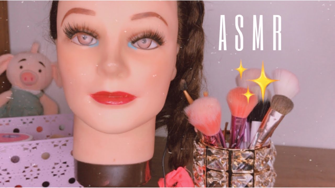 Maquillando a una muñeca/ Sonidos relajantes/ ASMR en español/ Andrea ASMR 🦋