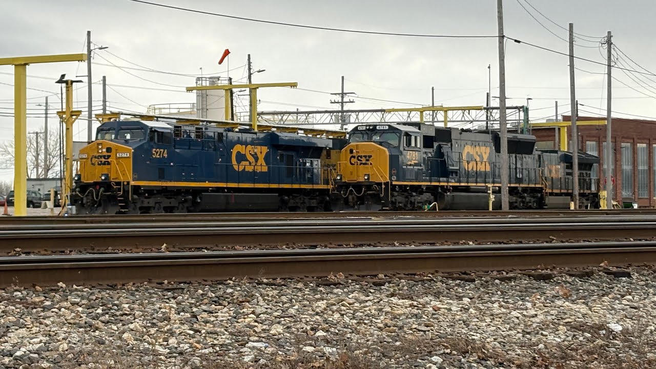 11 minutes of train traffic in Evansville Indiana 