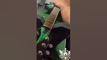 No locking tuners?..No problem! #shorts #electricguitar #guitartips #beginnerguitartips #fyp