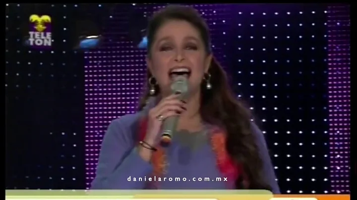 Color esperanza | Daniela Romo