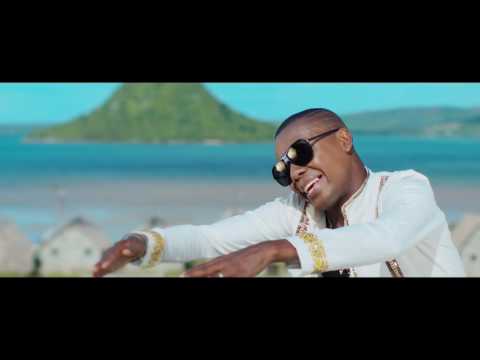 Wawa Salegy Ft. Bacoili - Sabina - clip officiel